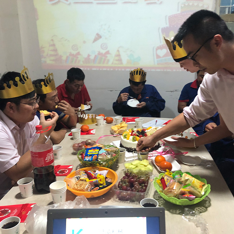 2020年赢天堂员工福利之每月生日会_赢天堂